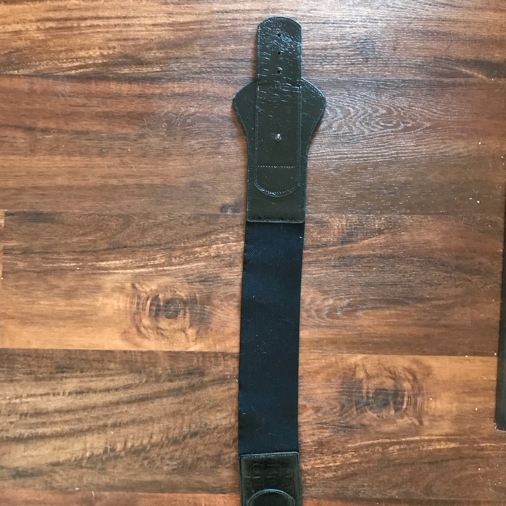 Guess belt